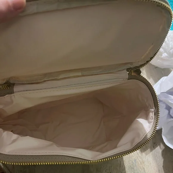 NWOT Kate Spade Cream and Black Polka Dot Lunch insulated Bag - Picture 4 of 6